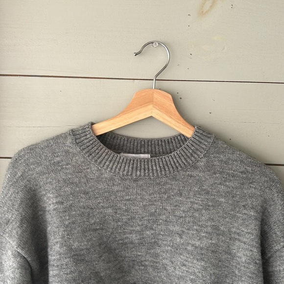 Compania Fantastica Grey Knit Sweater - Picture 2 of 7